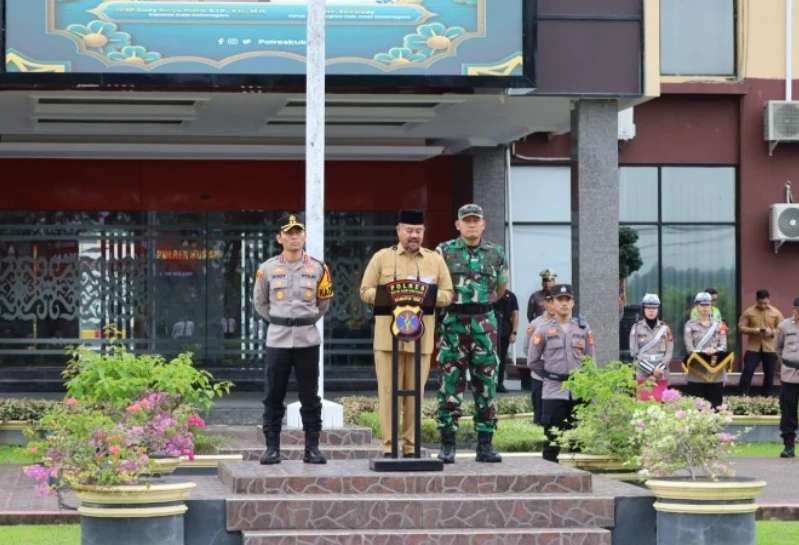 Bupati Kukar Edi Damansyah Pimpin Apel Operasi Ketupat Mahakam 2025 Jelang Mudik Lebaran